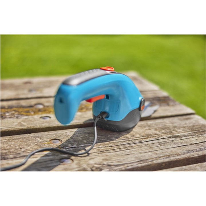 Tijeras de hierba GARDENA ClassicCut Li 3,6 V y 8 cm - vista adicional 1