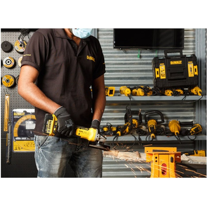 Miniamoladora a batería DEWALT XR 18 V 125 mm DCG405P2-QW - vista adicional 3